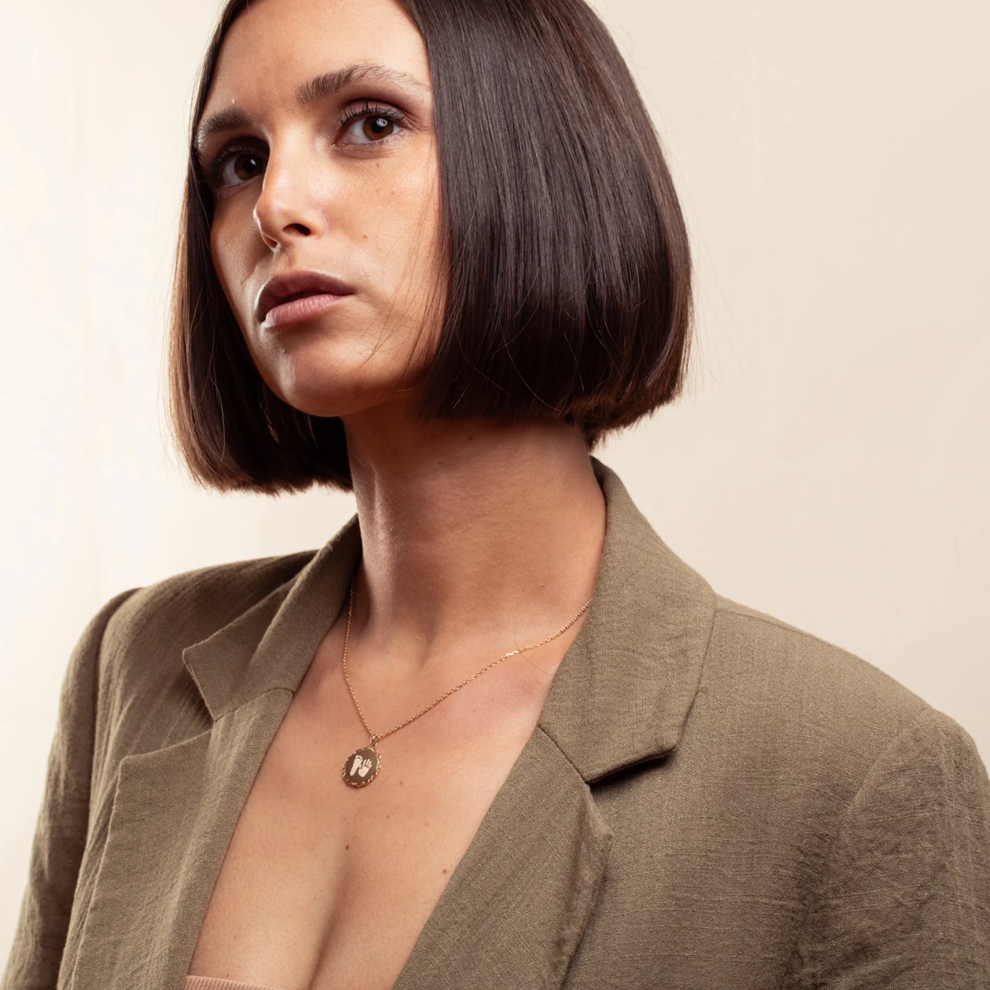 Le Collier Dentelé - 1 Empreinte