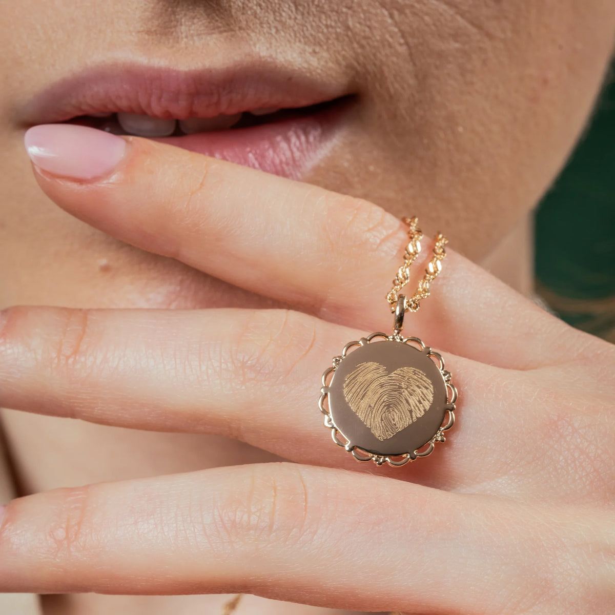 Le Collier Dentelé - 1 Empreinte Digitale Coeur