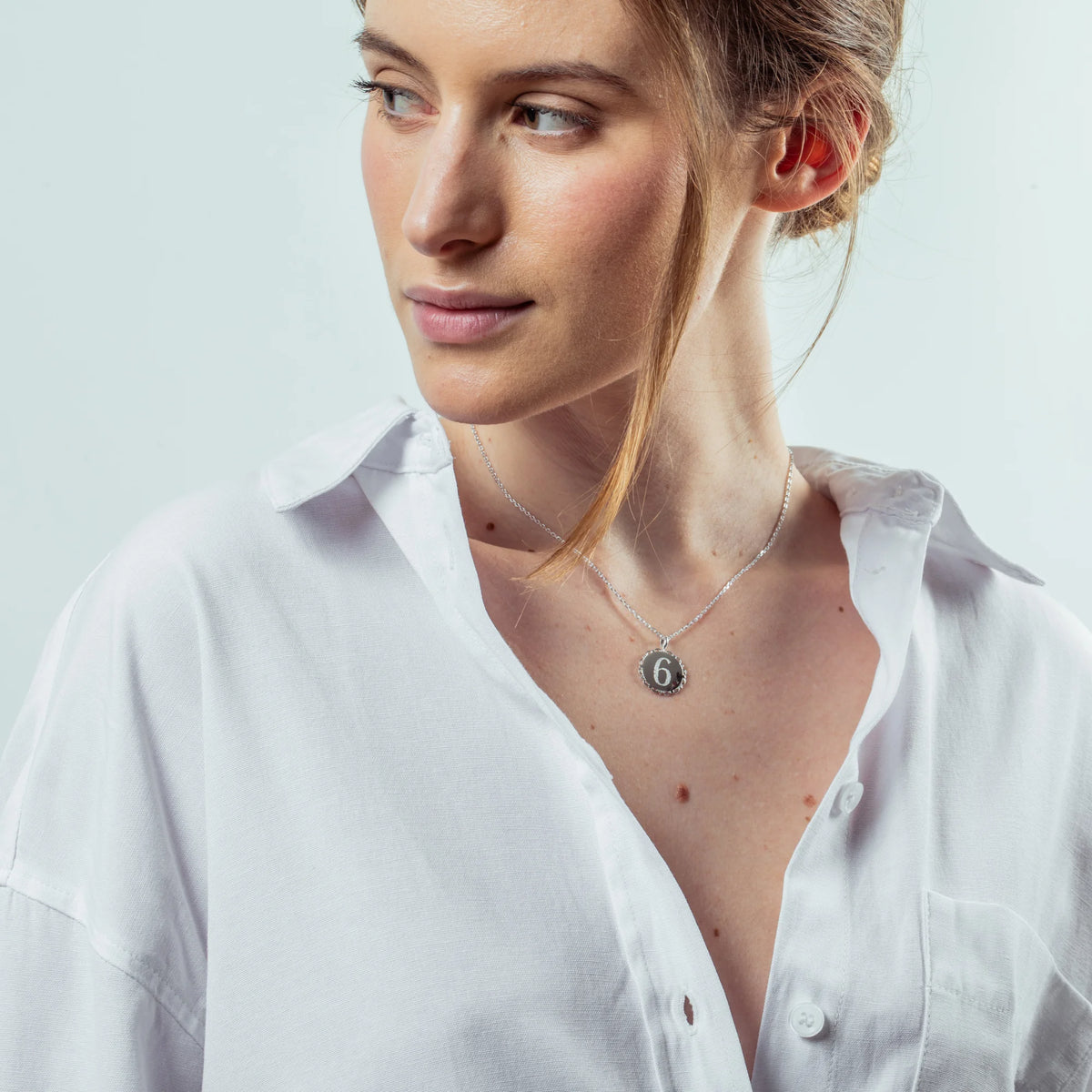 Le Collier Dentelé - Empreinte Digitale Chiffre