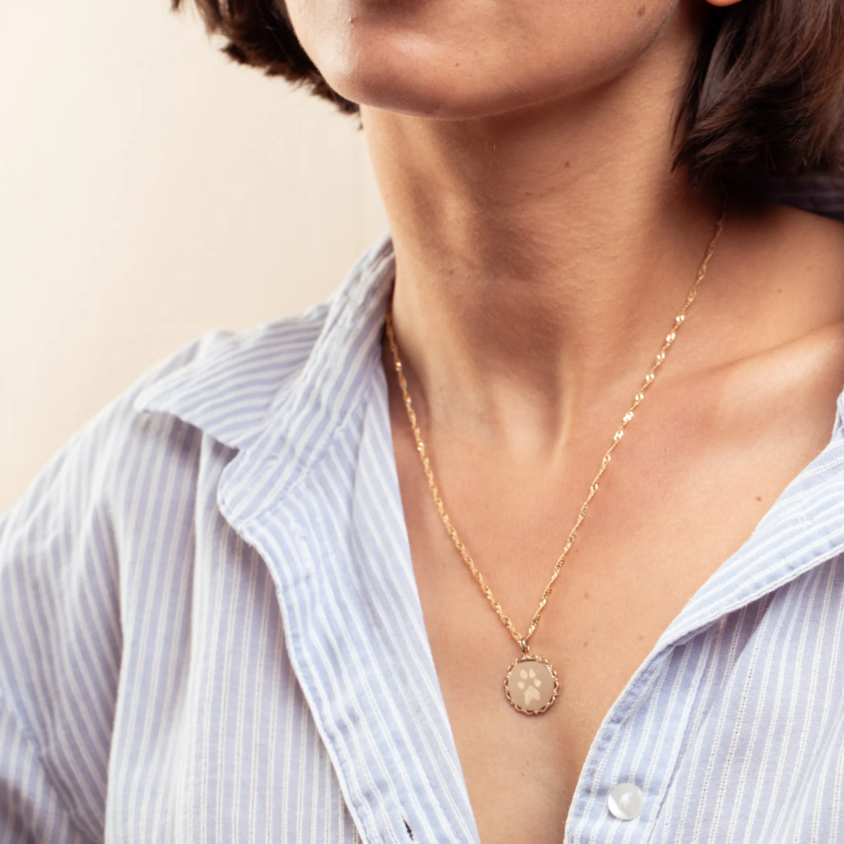 Le Collier Dentelé - Patte d'animaux