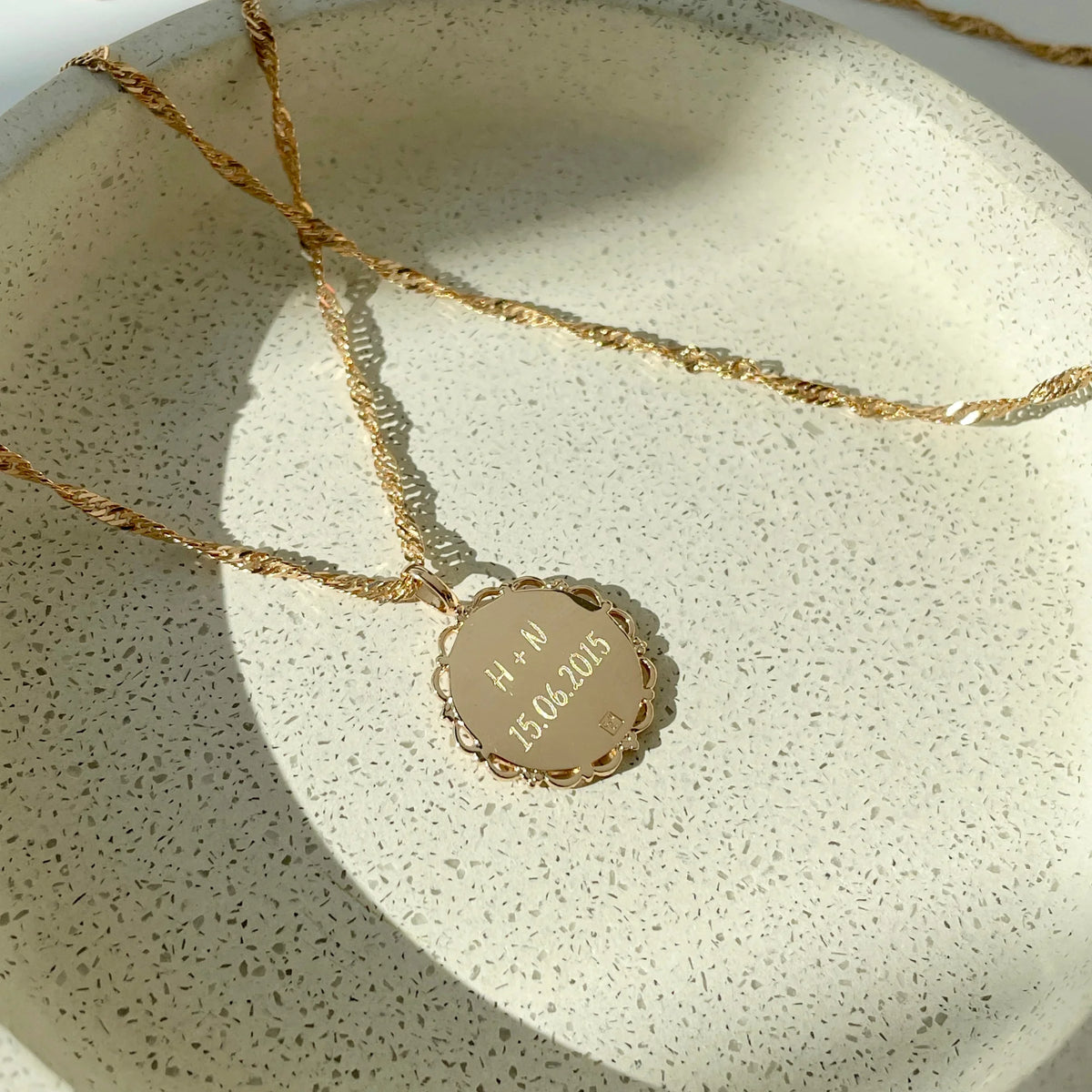 Le Collier Dentelé - 2 Empreintes Digitales Coeur